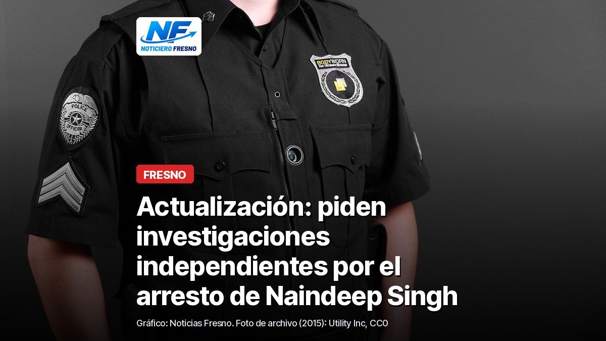 Foto de archivo de un uniforme policial con una cámara corporal en el pecho, con el titular de la nota; no es de la Policía de Fresno