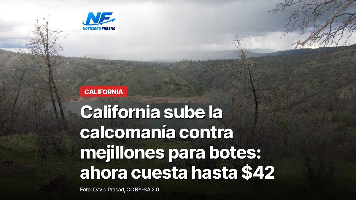 Lago Millerton, en el Área Recreativa Estatal Millerton Lake, cerca de Friant, con el titular de la nota sobre la nueva tarifa de la calcomanía contra mejillones para botes