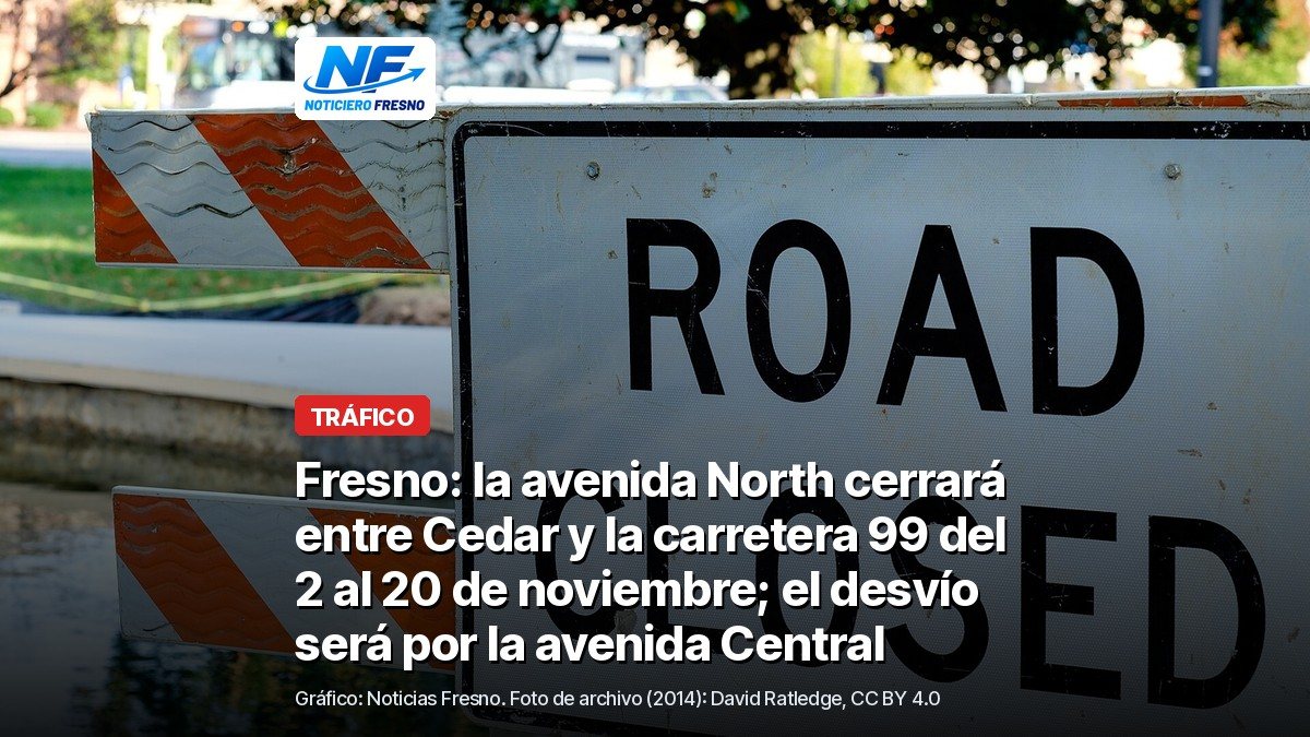 Letrero de calle cerrada con barricada, foto de archivo tomada en Knoxville, Tennessee, en 2014, con el titular de la nota; no es la avenida North de Fresno