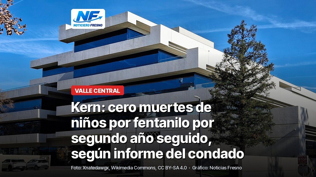 Edificio del Centro Administrativo del condado de Kern, en Bakersfield, con el titular de la nota
